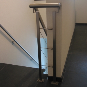 Trapleuning RVS trapleuning hoekje om